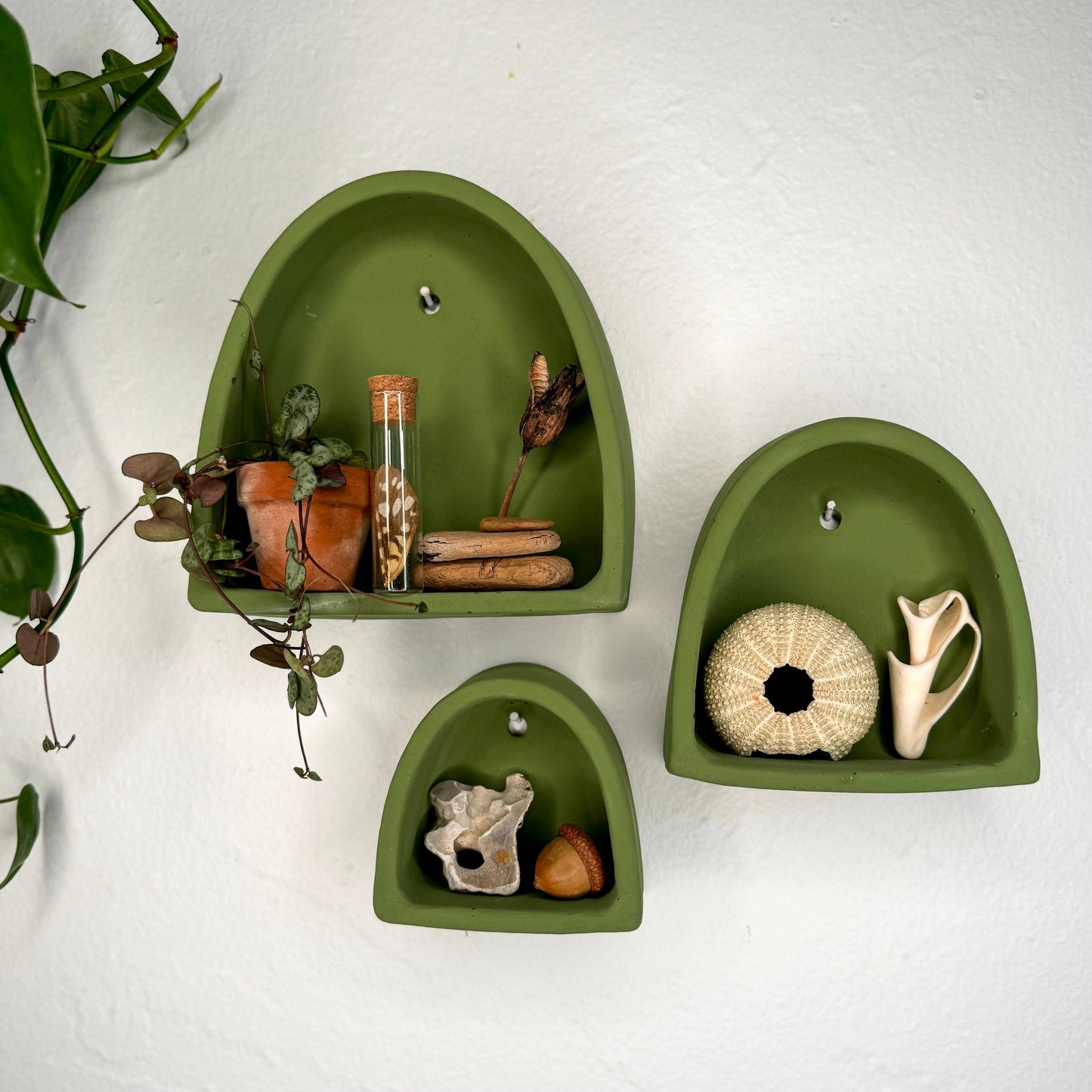 Cement Arch of Inspiration Trio - Moss